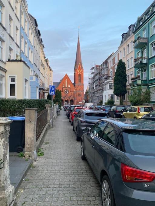 Doppelzimmer Mit Terrasse In Privatem Zuhause Privatunterkunft