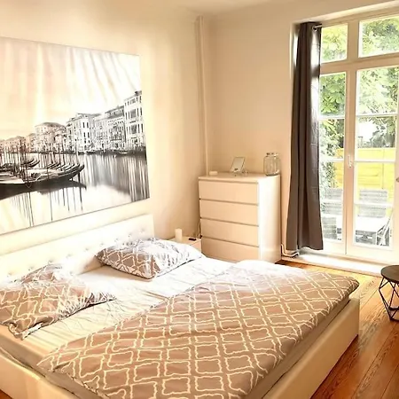 Doppelzimmer Mit Terrasse In Privatem Zuhause Lubeck Exterior photo