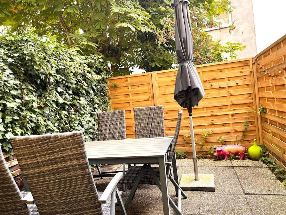 Homestay Doppelzimmer Mit Terrasse In Privatem Zuhause *