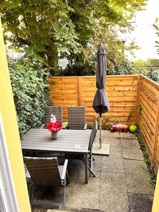 Doppelzimmer Mit Terrasse In Privatem Zuhause Alloggio in famiglia Lubecca